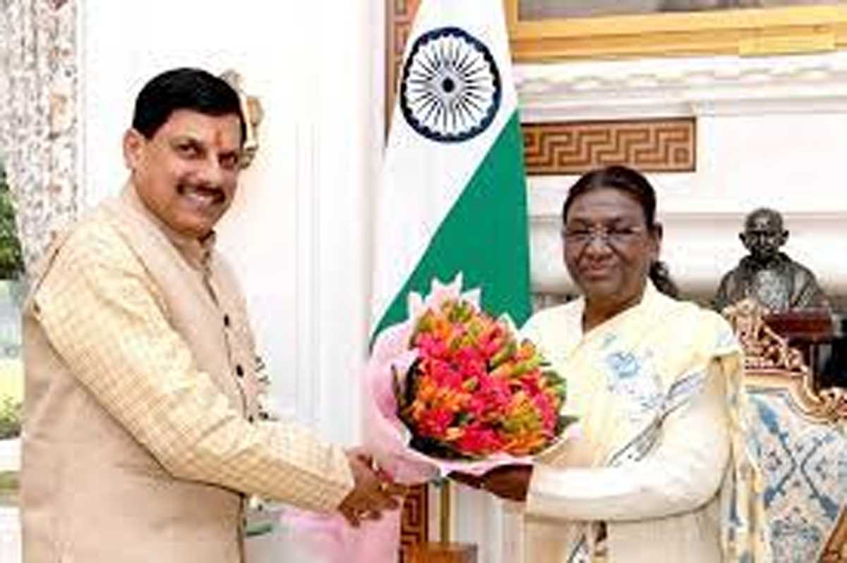 राष्ट्रपति द्रौपदी मुर्मू से मोहन यादव ने की भेंट